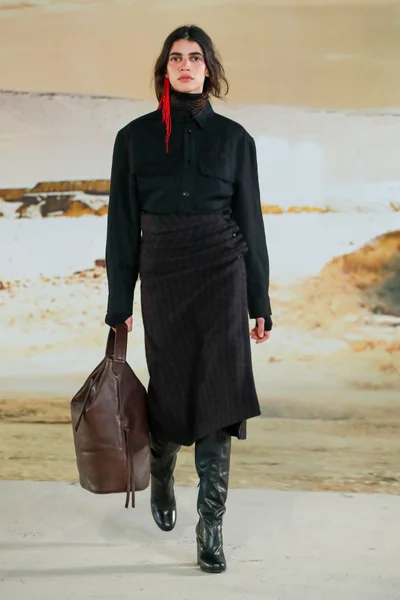 Look 54